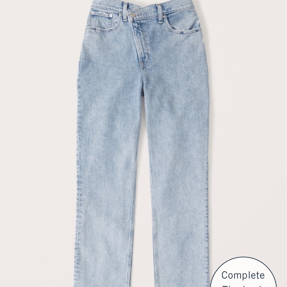 ABERCROMBIE CURVE LOVE ULTRA HIGH RISE 90s STRAIGHT JEAN